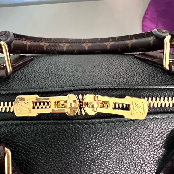 Speedy Bandouliere Bag Leather and Monogram Teddy Shearling 30 - Picture 12 of 12